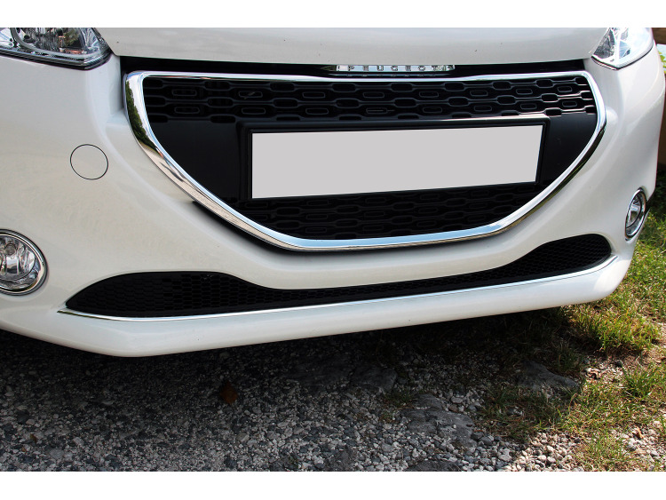 peugeot 208 chrome grille trim