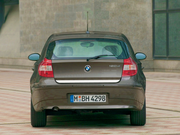 Chrom-Zierleiste für Kofferraum BMW Série 1 E87 04-07