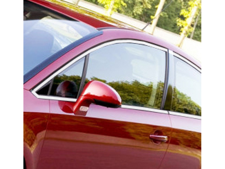 Baguette chromée de contour des vitres latérales compatible Citroën C4 Coupé