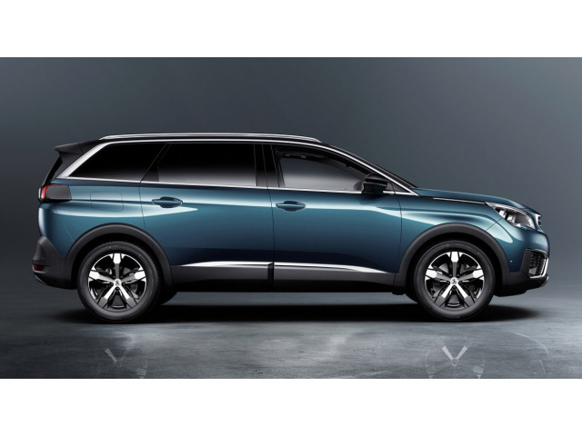 Baguette chromée de contour inférieur des vitres Peugeot 5008 II 1725