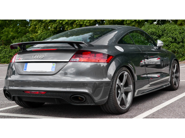 Baguette de coffre chromée compatible Audi TT Série 3 1425