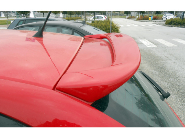 Becquet  aileron pour Seat Ibiza 0108