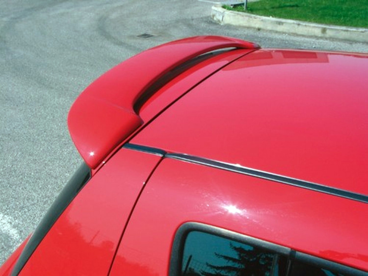 Becquet / aileron pour Suzuki Swift II 04-10