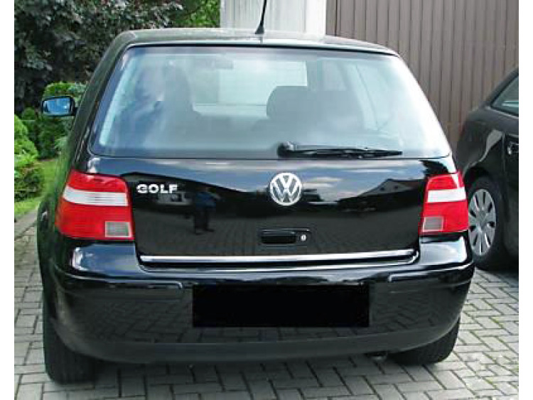 Chrom-Zierleiste für Kofferraum VW Golf 4