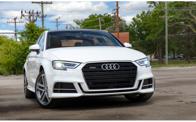 Fog lights chrome trim