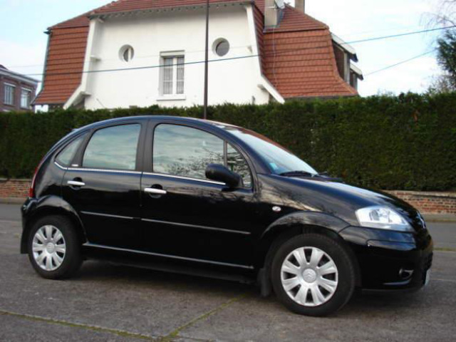 Moldura cromada de contorno inferior de los cristales laterales Citroën C3 0209