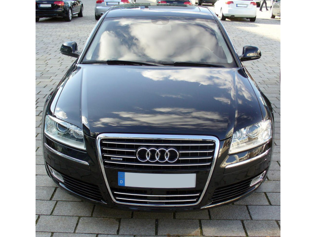 Moldura de calandria cromada Audi A8