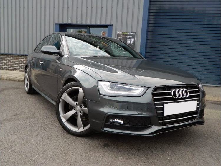 Radiator grill chrome trim compatible with Audi A4 série 4 15-25