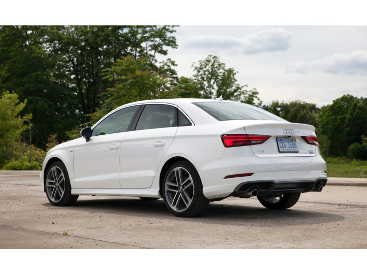 Trunk chrome trim Audi A3 Série 1 Phase 2 00-03/Série 3 Limousine 13-16/Série 3 Phase 2 16-25...