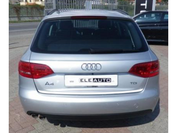 Trunk chrome trim Audi A4 série 3 phase 2 avant 11-25