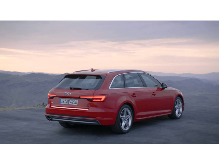 Trunk chrome trim Audi A4 série 4 avant 15-25