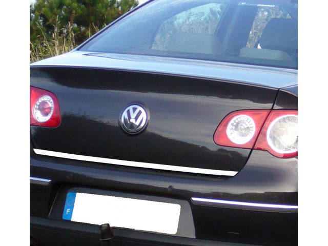 Trunk chrome trim VW Passat 0510 VW Passat 1025 VW Passat 9505